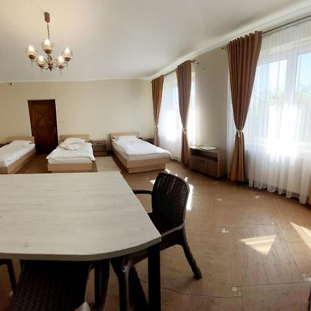 Tulipan Hotel Aquapark Vyshkove Luaran gambar