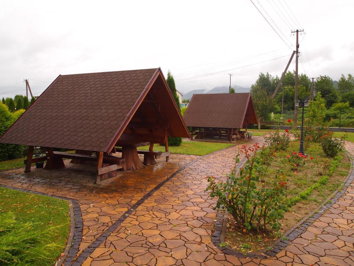 Tulipan Hotel Aquapark Vyshkove Luaran gambar