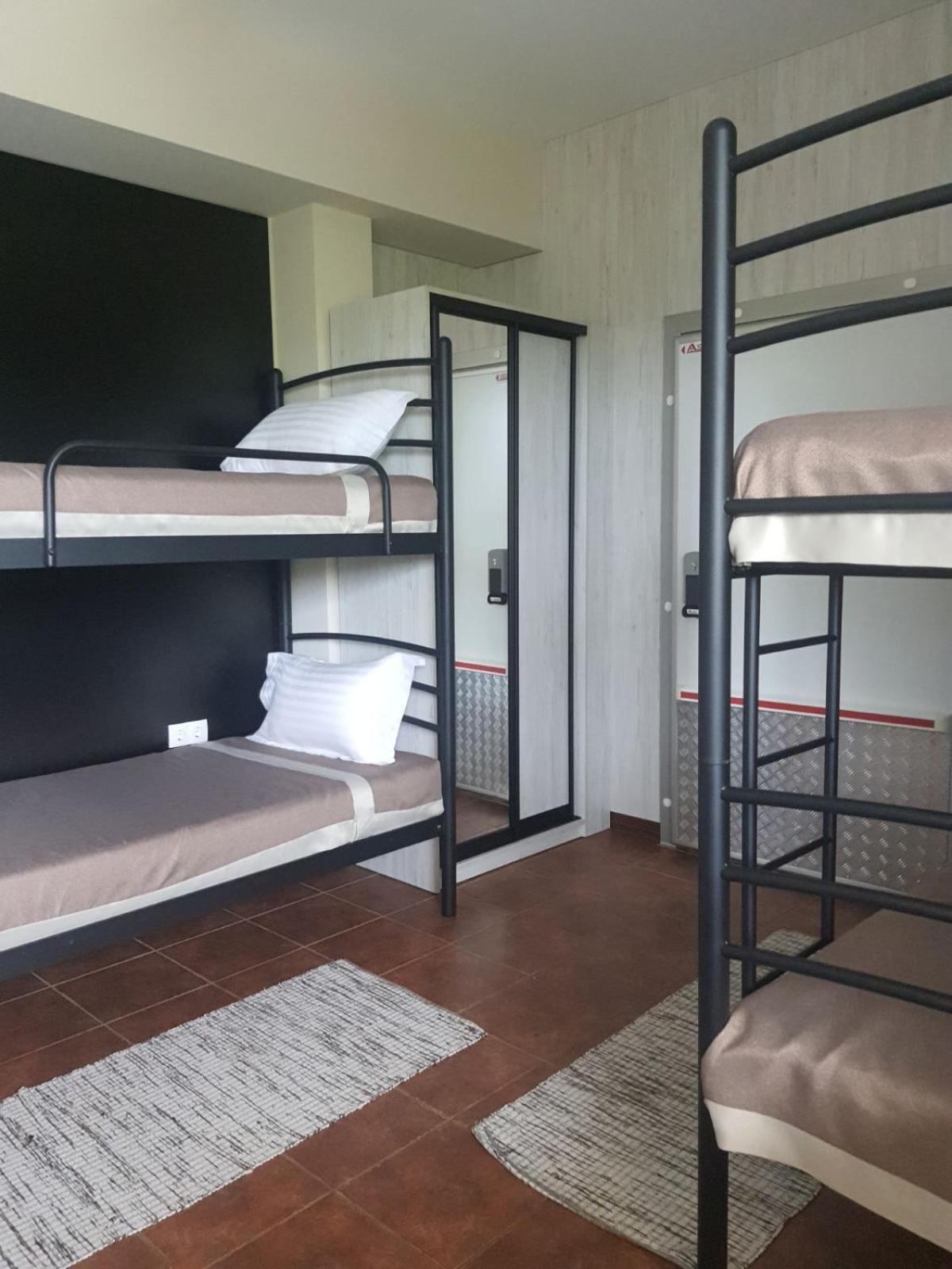 Tulipan Hotel Aquapark Vyshkove Luaran gambar